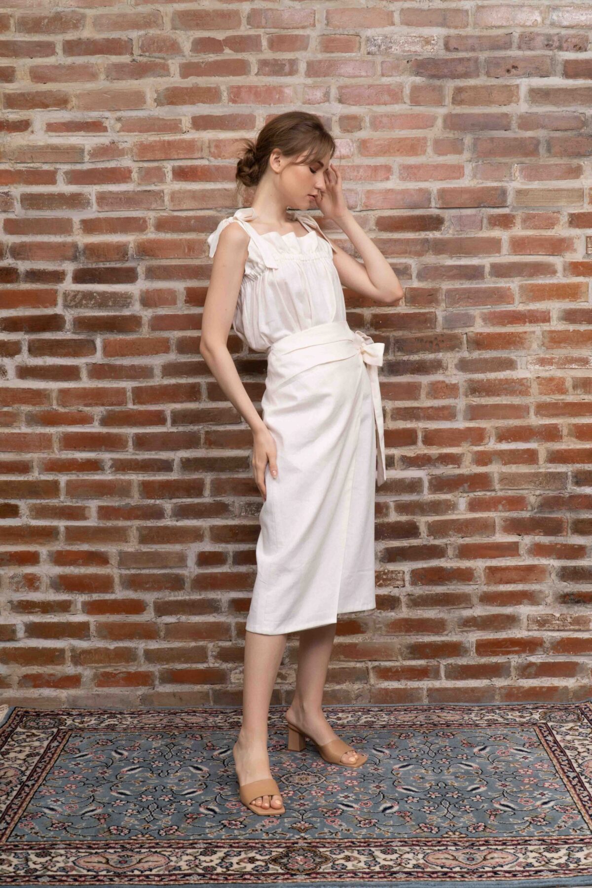 Andria in White - Image 5