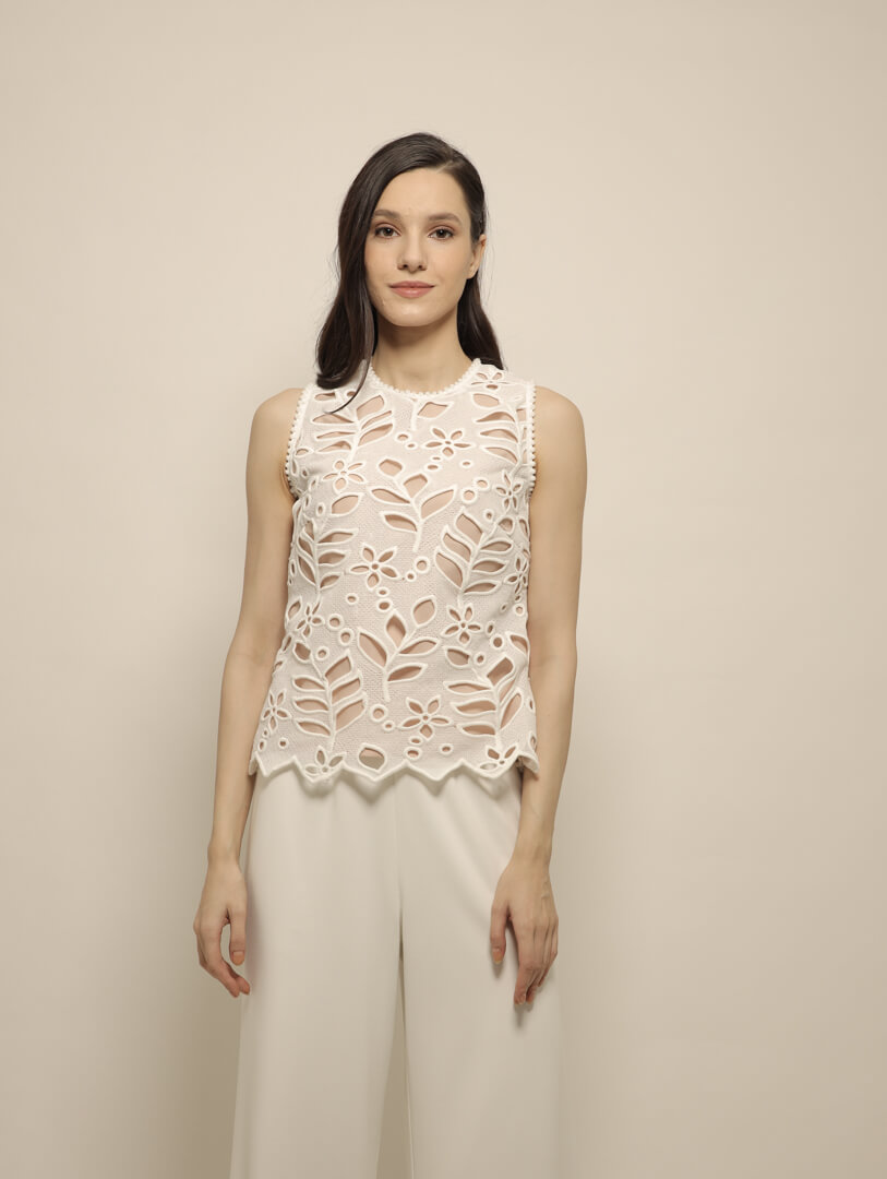 Tara in Ivory