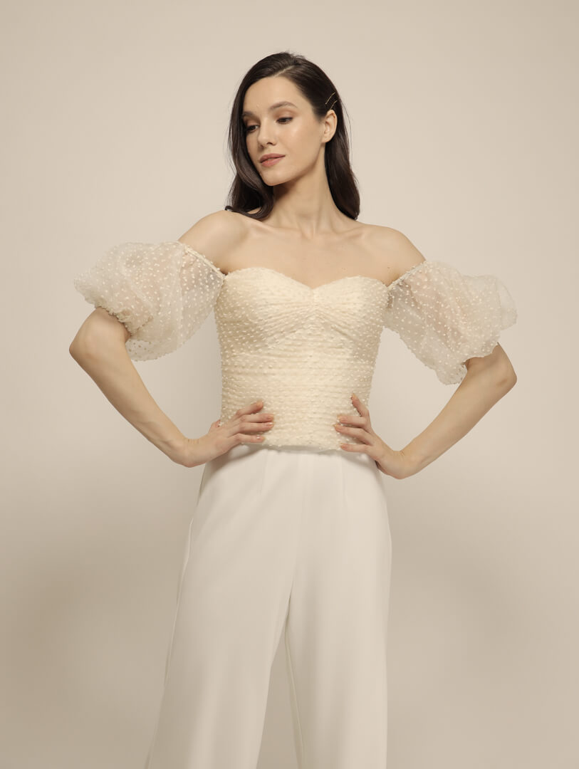 Shannon in Cream