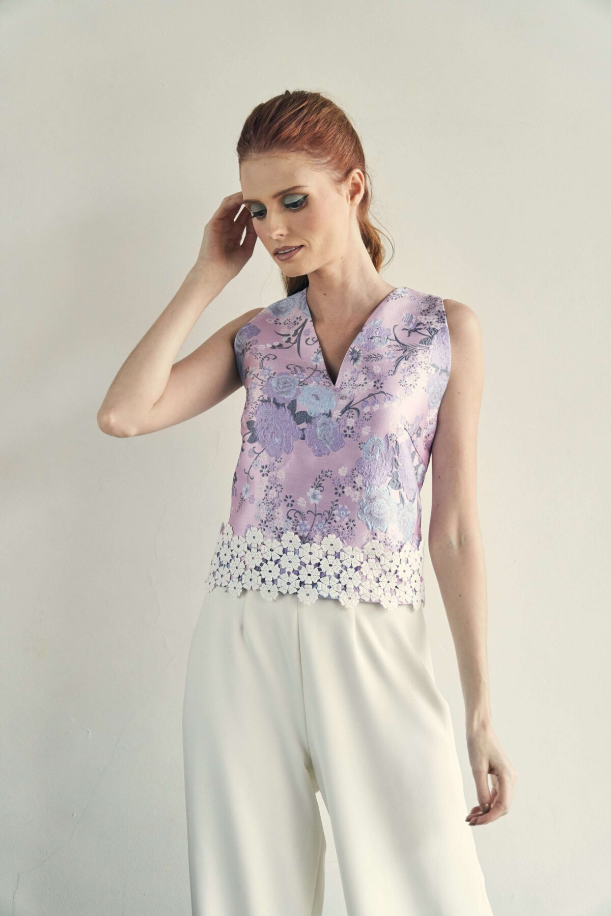 Amory in Lilac - Image 4