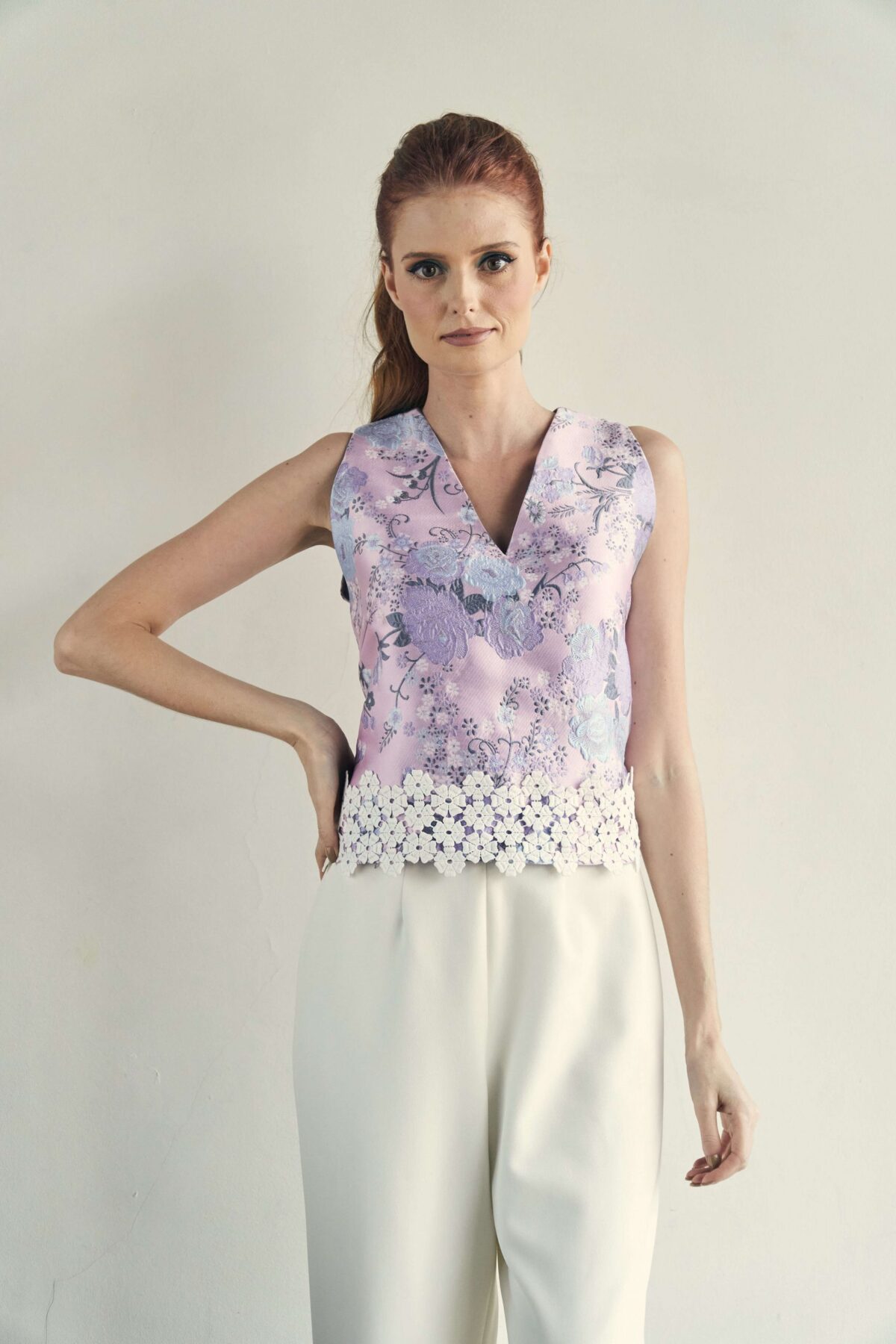 Amory in Lilac - Image 3