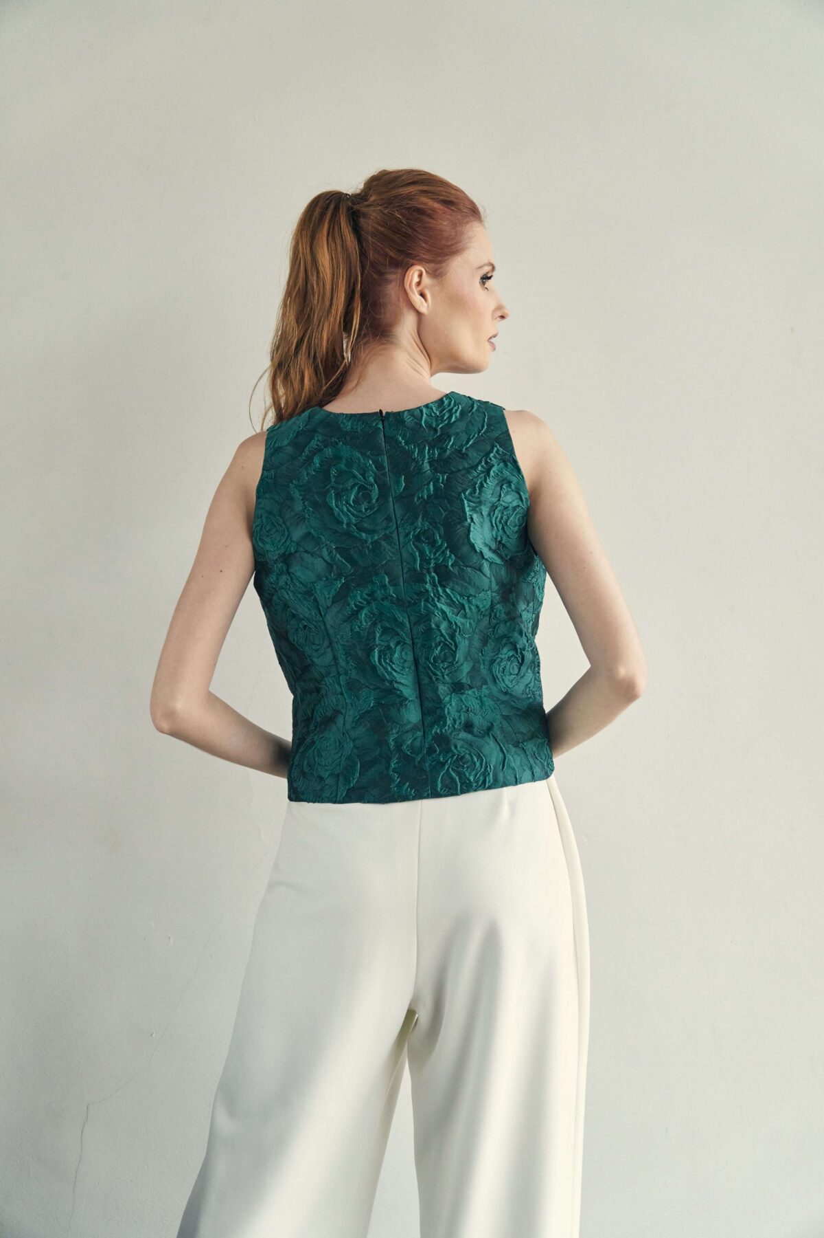 Lee in Emerald Green - Image 2