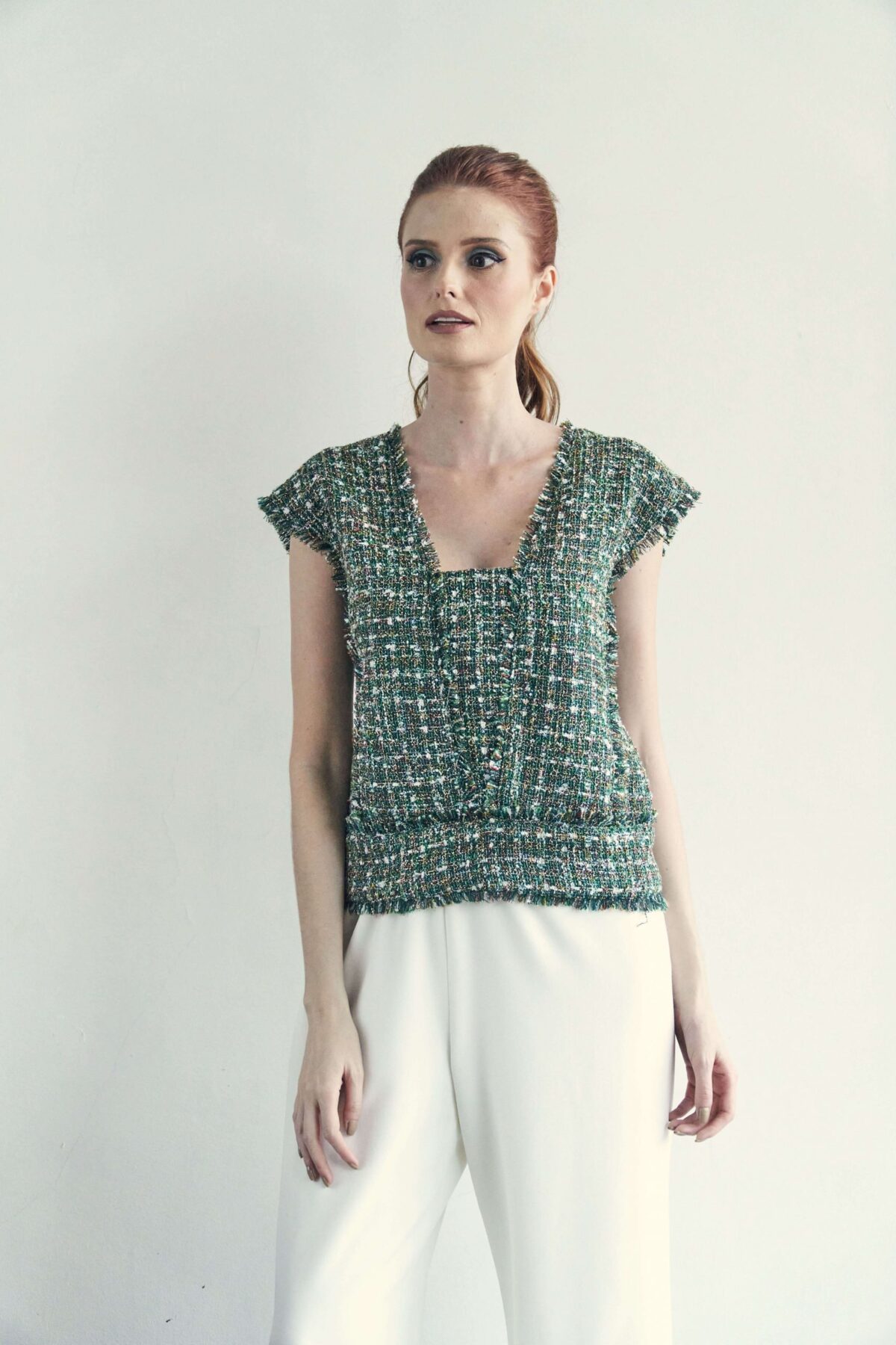 Carroll in Green - Image 2