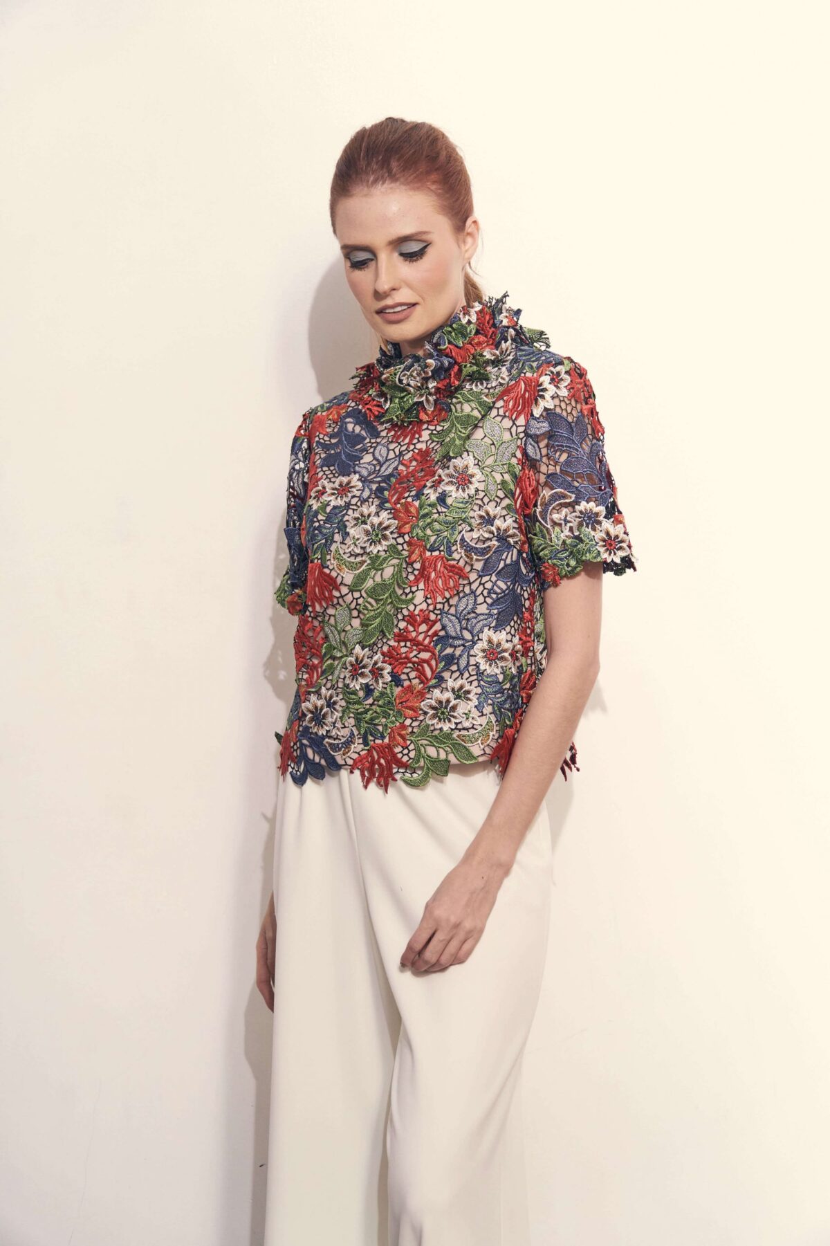 Ashley in Fall Multi-Coloured Lace - Image 3