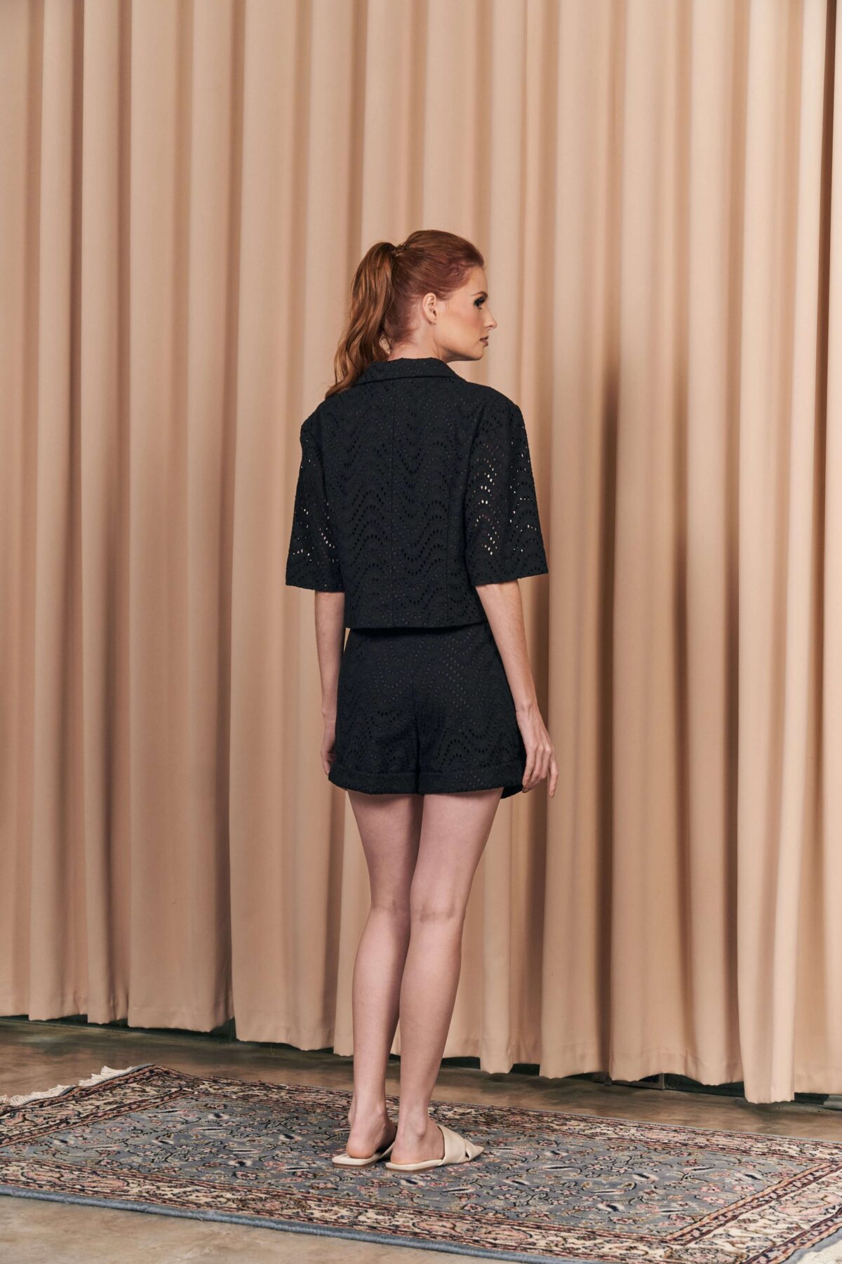 Fira in Black - Image 5