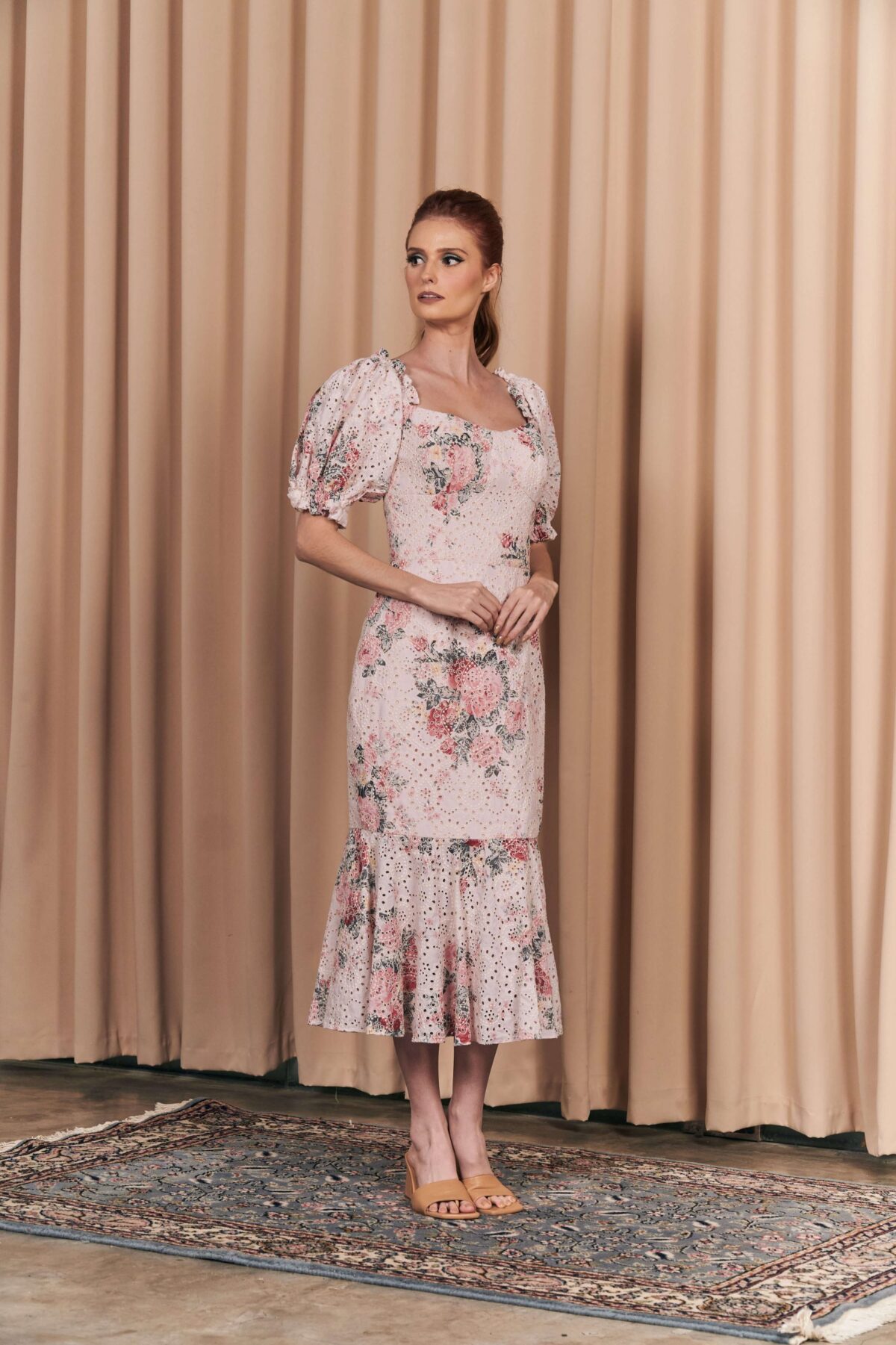 Latina in Blush - Image 8