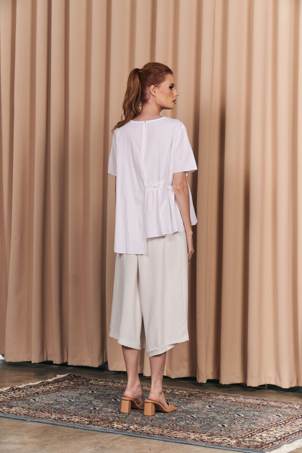 Anabella in White - Image 2