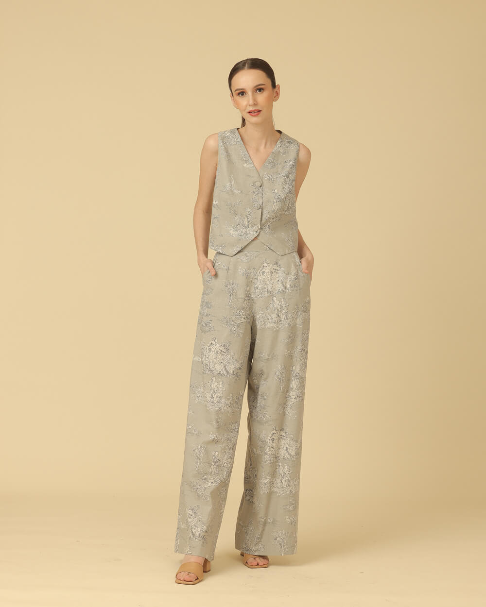 Hazel in Grey