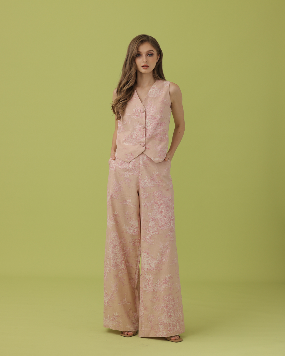 Hazel in Dusty Pink