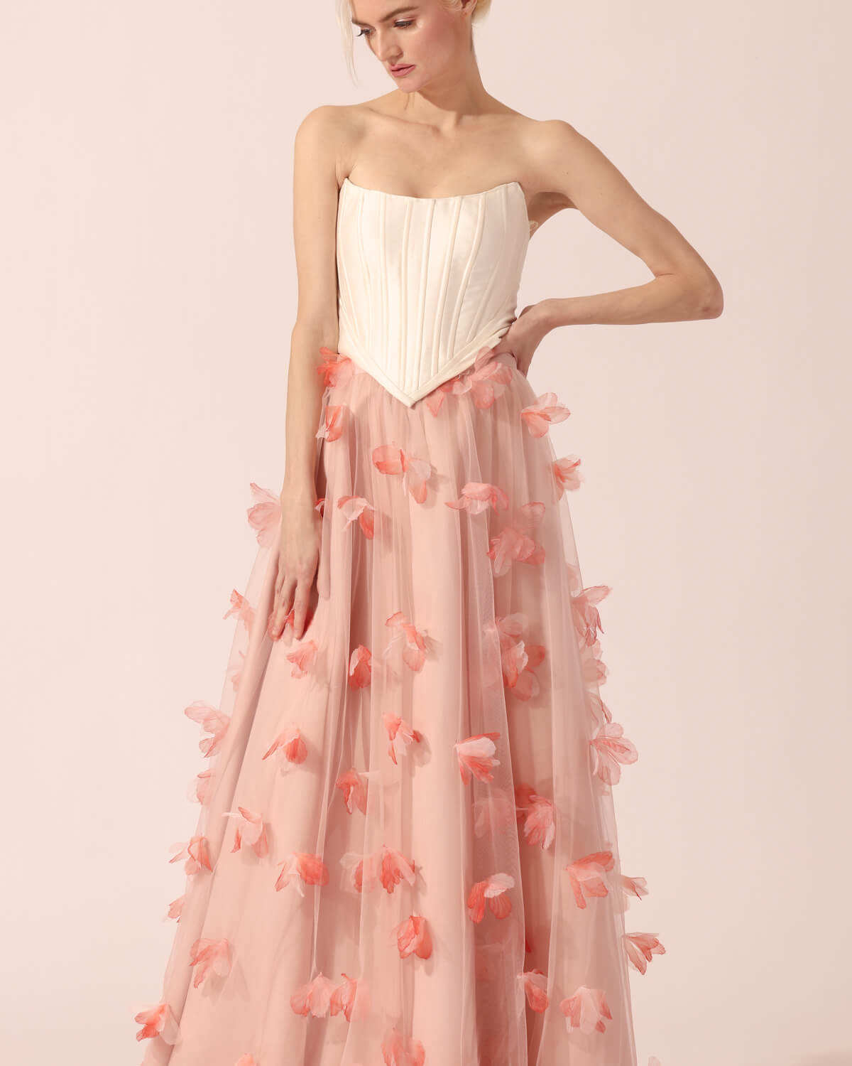 Annastasia Skirt in Peach
