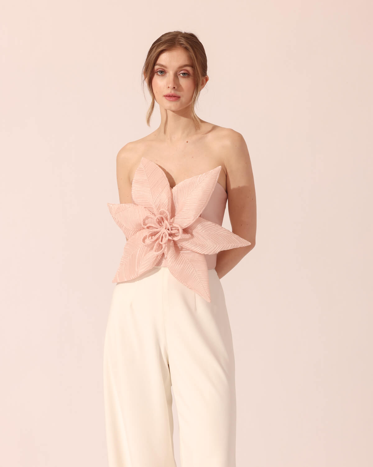 Oreta in Blush