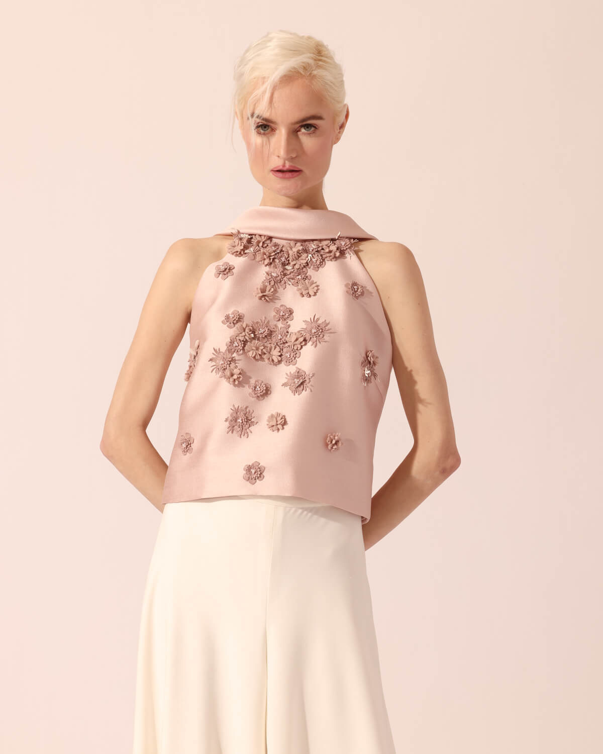 Lola in Blush