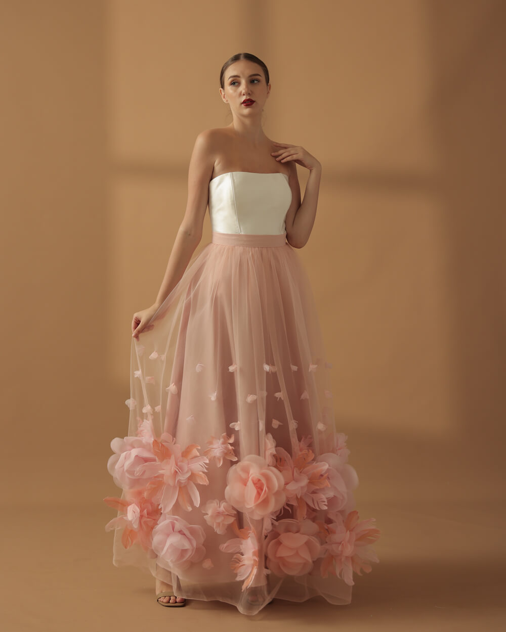 Manuele in Peach
