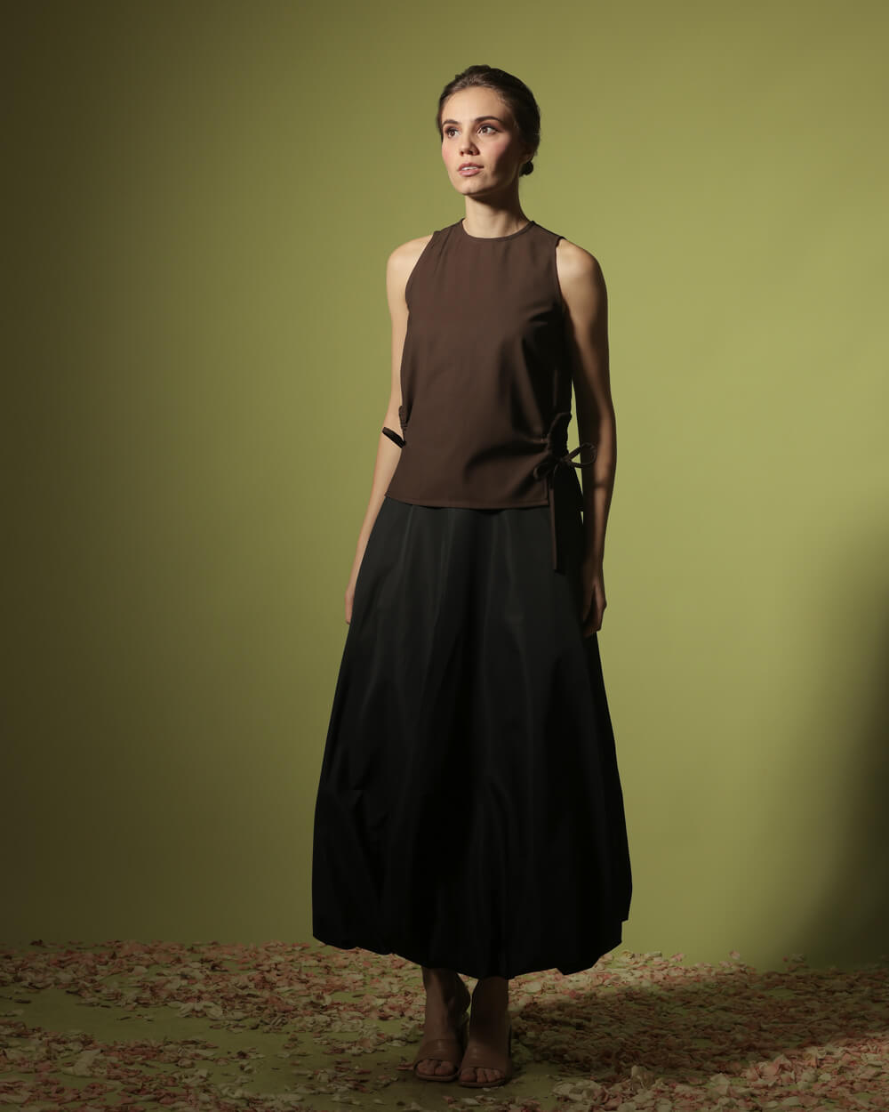 Mathieu Top in Chocolate Brown