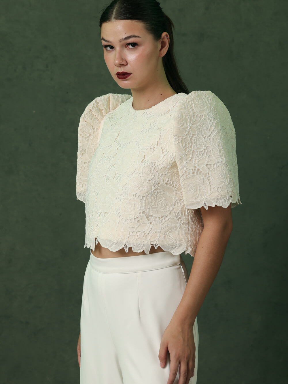 Marina in Cream